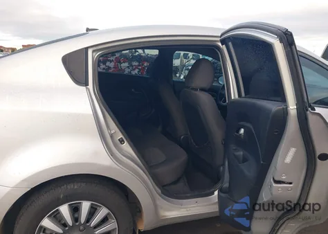 2012 Kia Rio Lx z USA, uszkodzony, nr VIN KNADM4A37C6095077